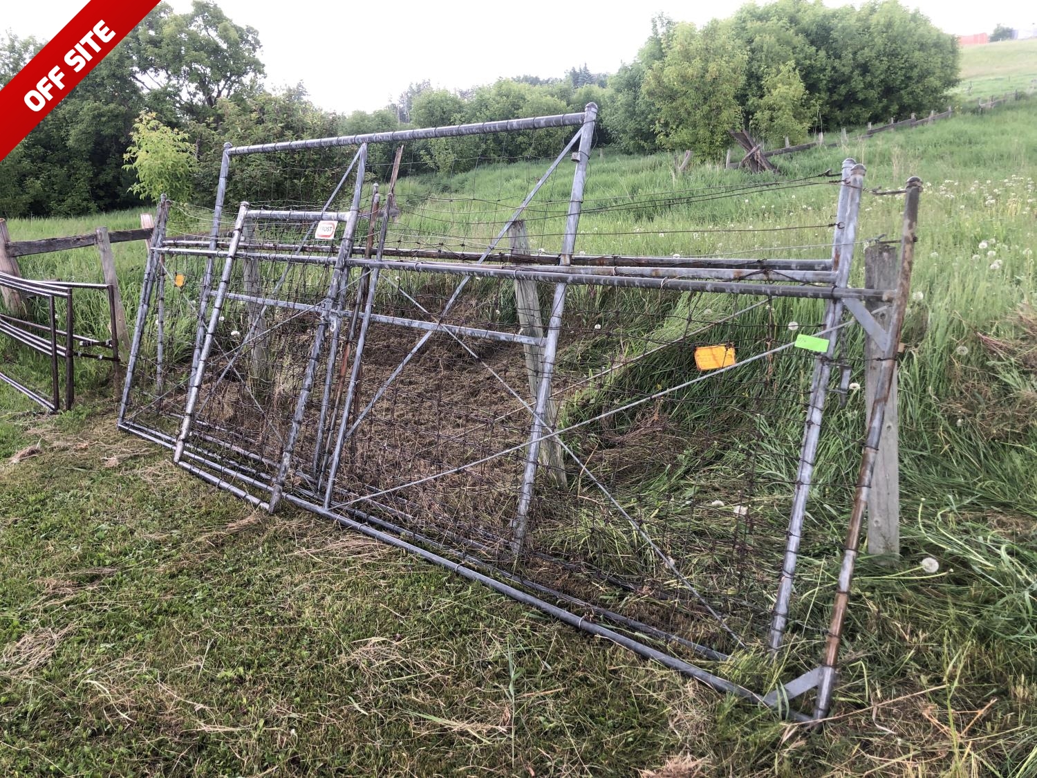 Wire Mesh Gates [24GC18001-076] | Team Auctions