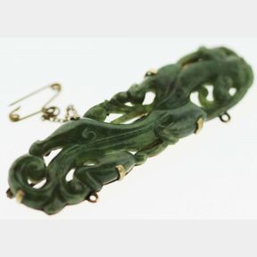 Vintage Green Jade in a 9ct Gold Brooch Mount