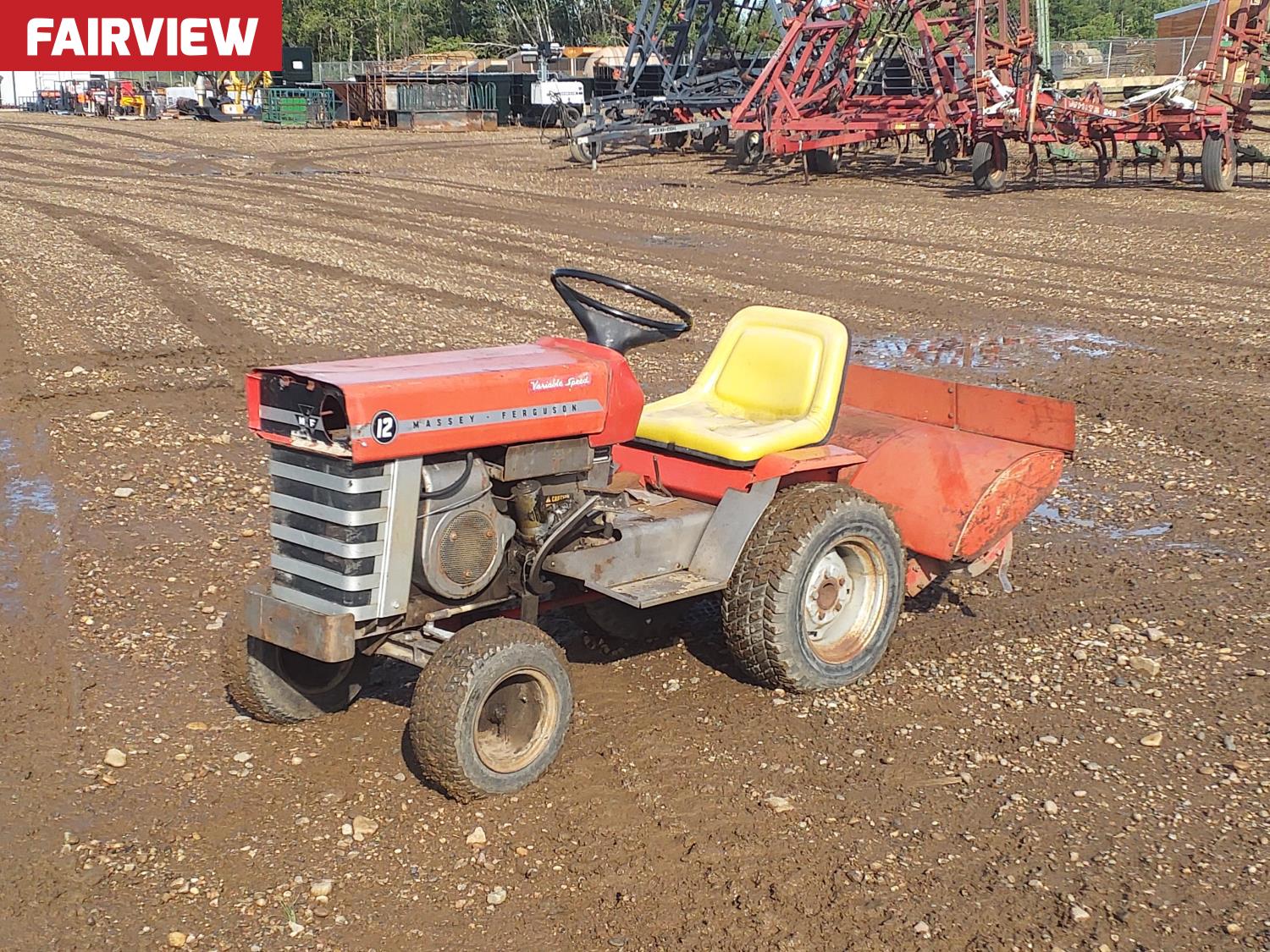 Massey Ferguson 12 Lawn Tractor [25IE07028-001] | Team Auctions