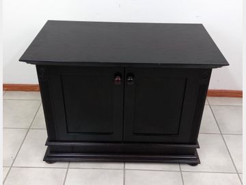 Wicklow Sideboard/Credenza