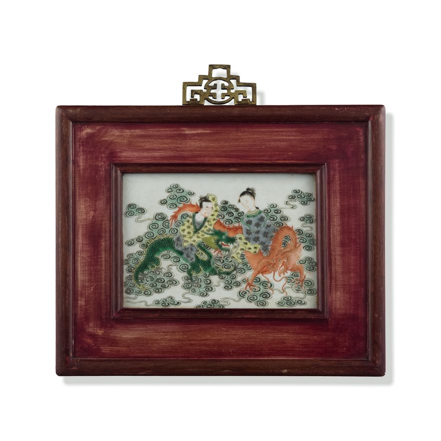 十九世紀 五彩仙人騎龍詩文瓷闆 A Chinese wucai porcelain plaque, 19th century
