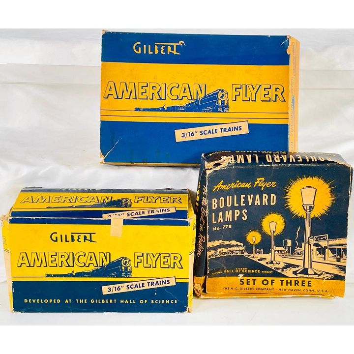 American Flyer Postwar S Gauge 778 Boulevard Lamps–35 Brakeman with Lanterns–566 Whistling Billboard
