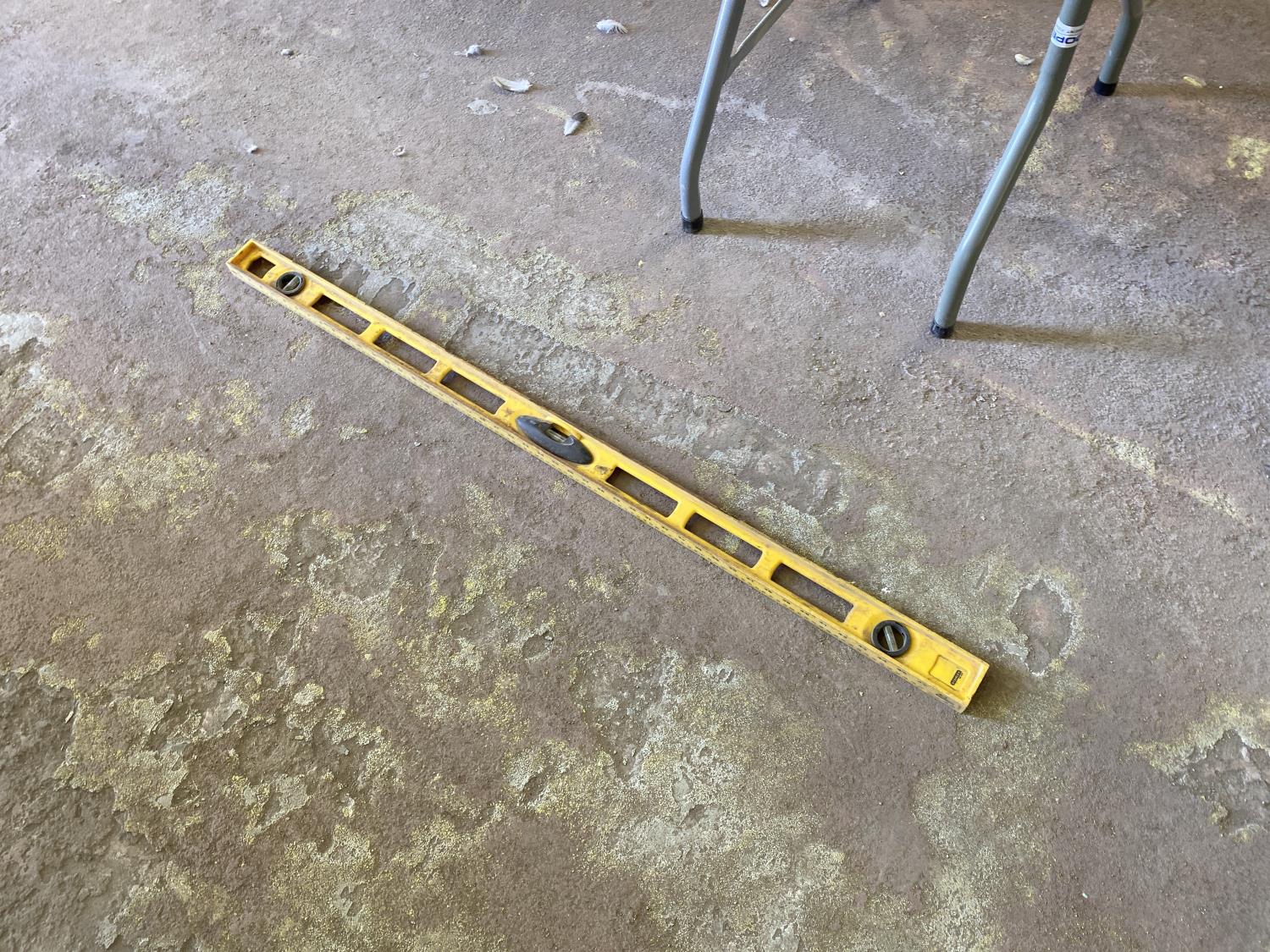 48 Inch Level [25IO02001-816] | Team Auctions