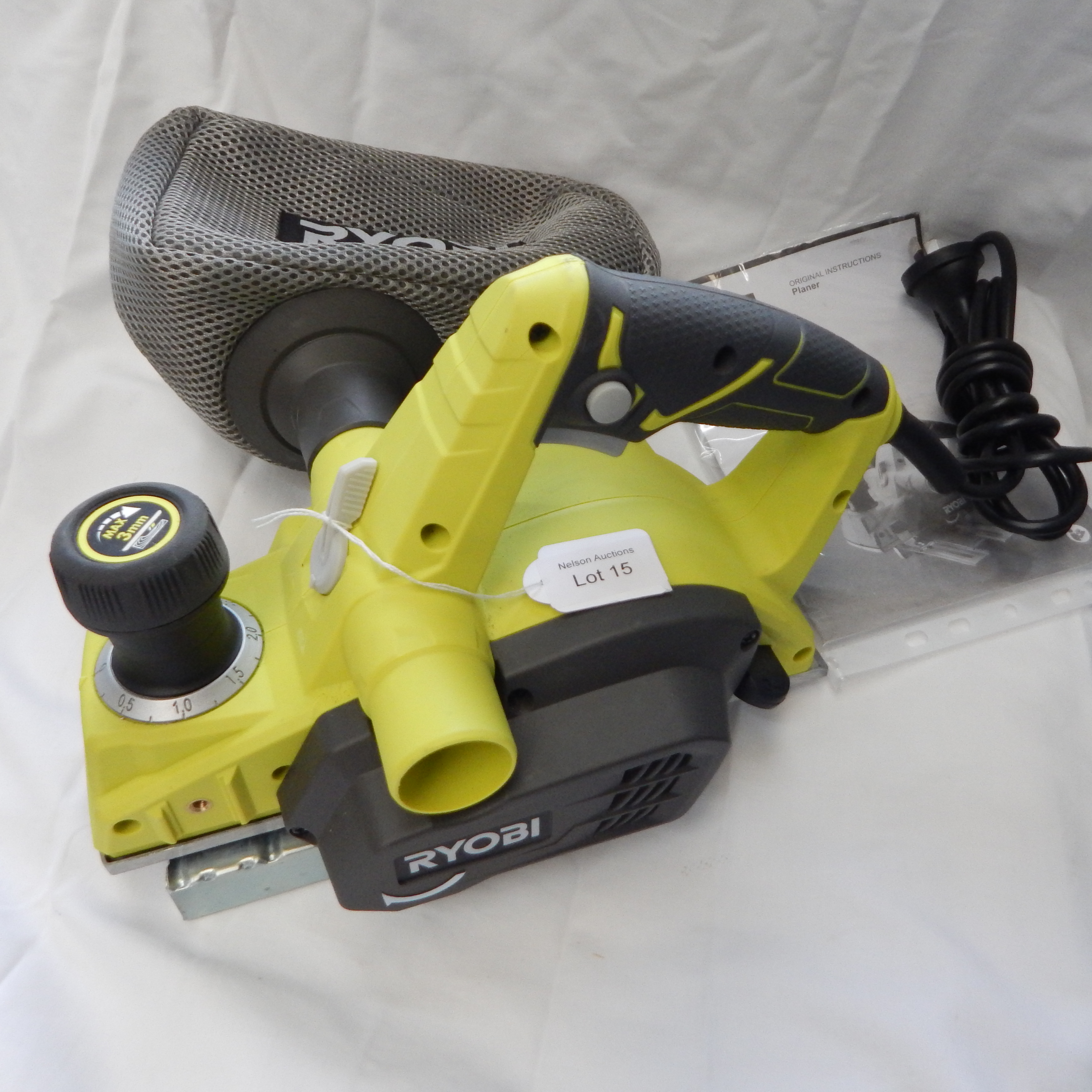 Ryobi 82mm Rebate Planer + manual RP $119 — NZ auction result