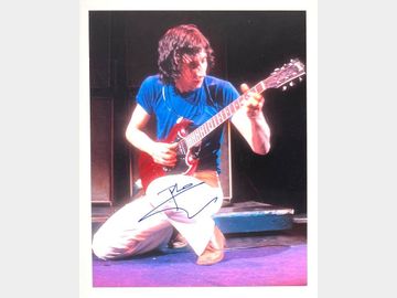 The Who: Pete Townshend In-Person Signed 11" x 14" Photograph (JSA)
