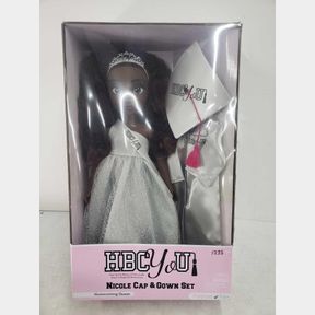 HBCyoU Graduation 18” Doll & Accessories Set - Nicole Homecoming Queen