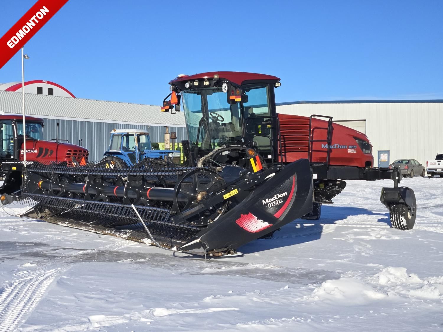 2018 MacDon M1170 30 Ft Swather [25BF44003-002] | Team Auctions
