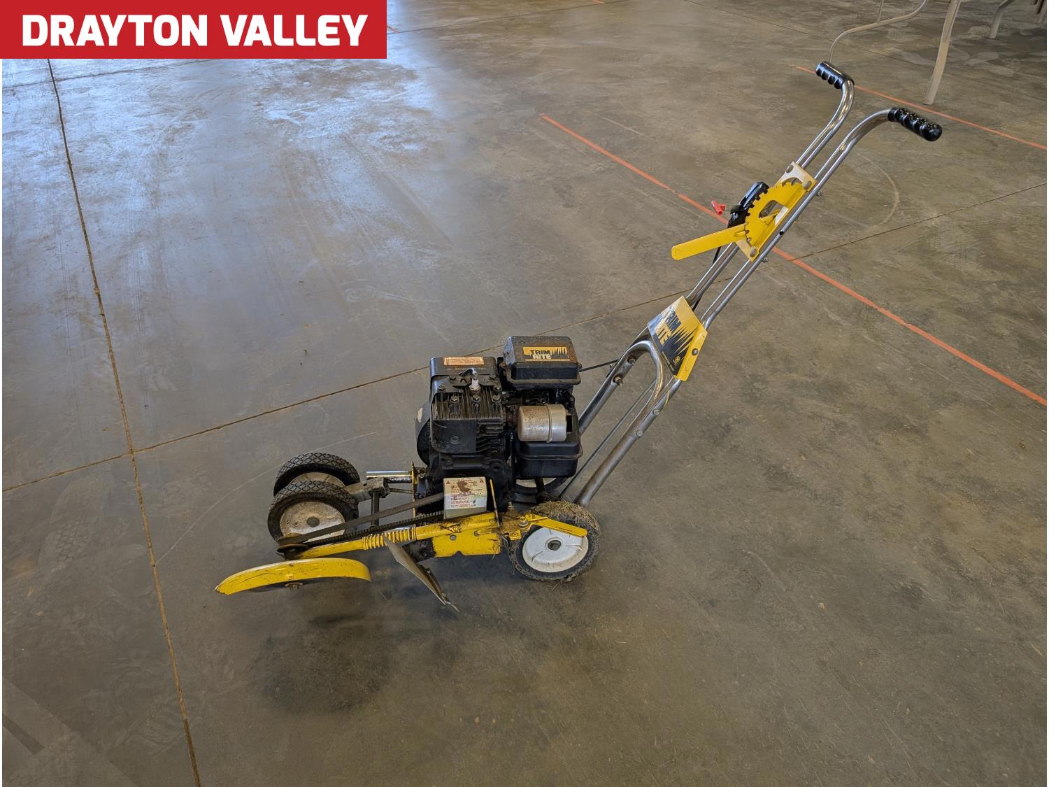 Trim Rite Gas 8 Inch Grass Trimmer [25ID10005-001] | Team Auctions