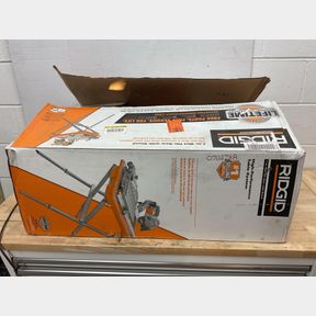 RIDGID - 9 Amp 7in Blade Corded Wet Tile Saw with Stand