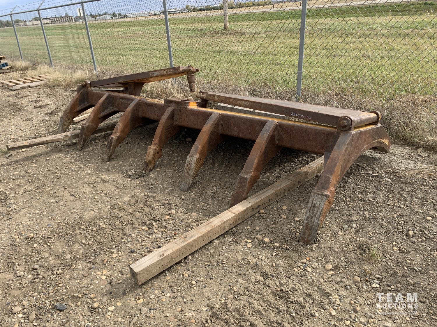 Beales D7 12 Ft Brush Rake [23KA07001-001] | Team Auctions