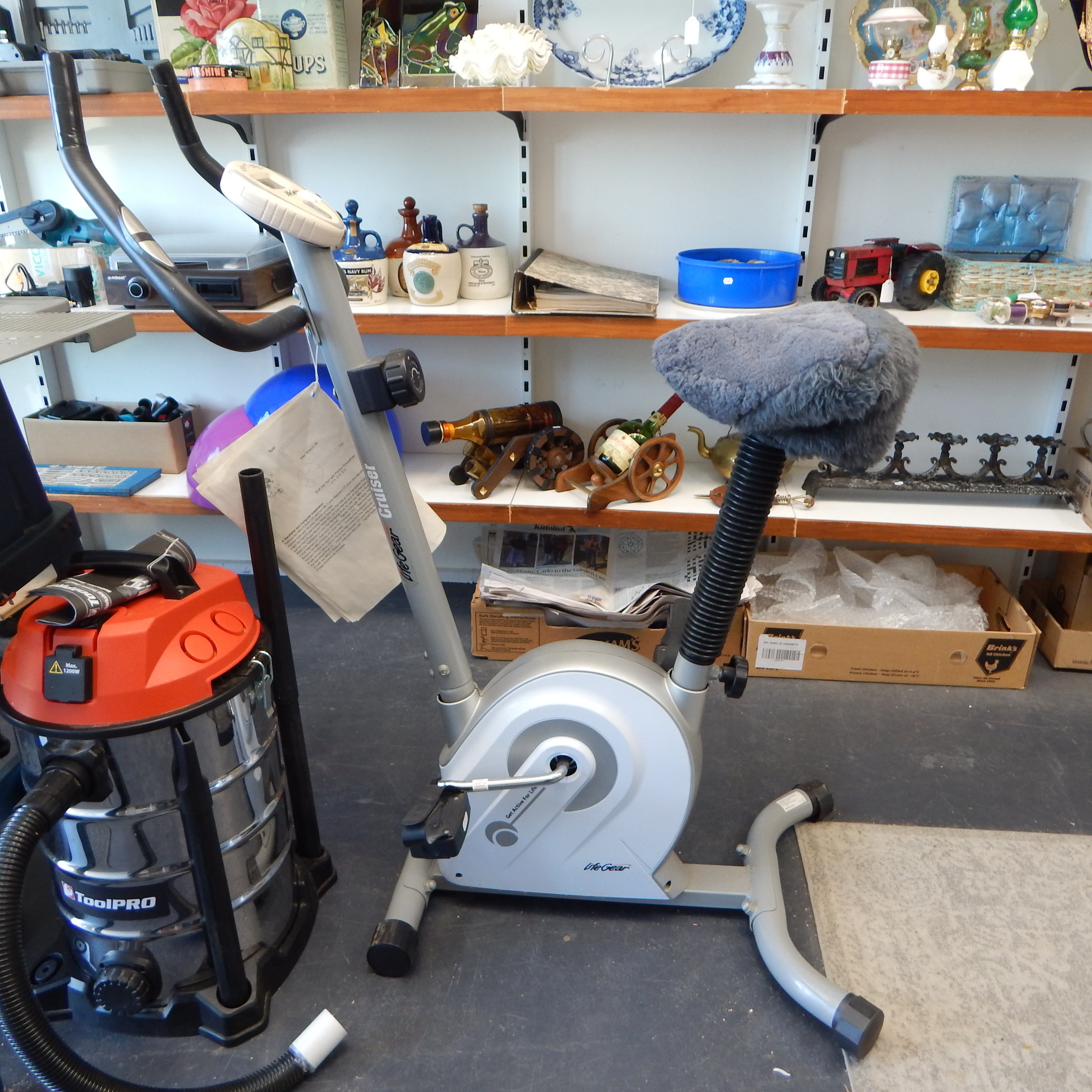 Life Gear Upright Exercycle Cruiser — sold at auction in New Zealand for $10