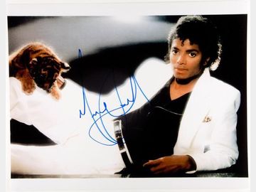 Michael Jackson Signed 11" x 14" Thriller Photo (Bryan Ulrich Collection) (JSA Authentication)