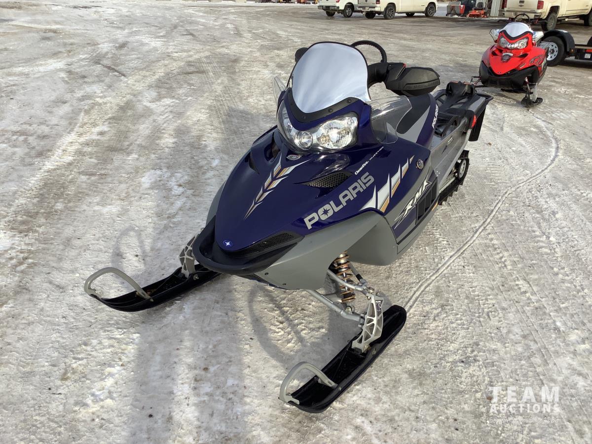 2005 Polaris RMK 900 Snowmobile [22LC05033-001] | Team Auctions