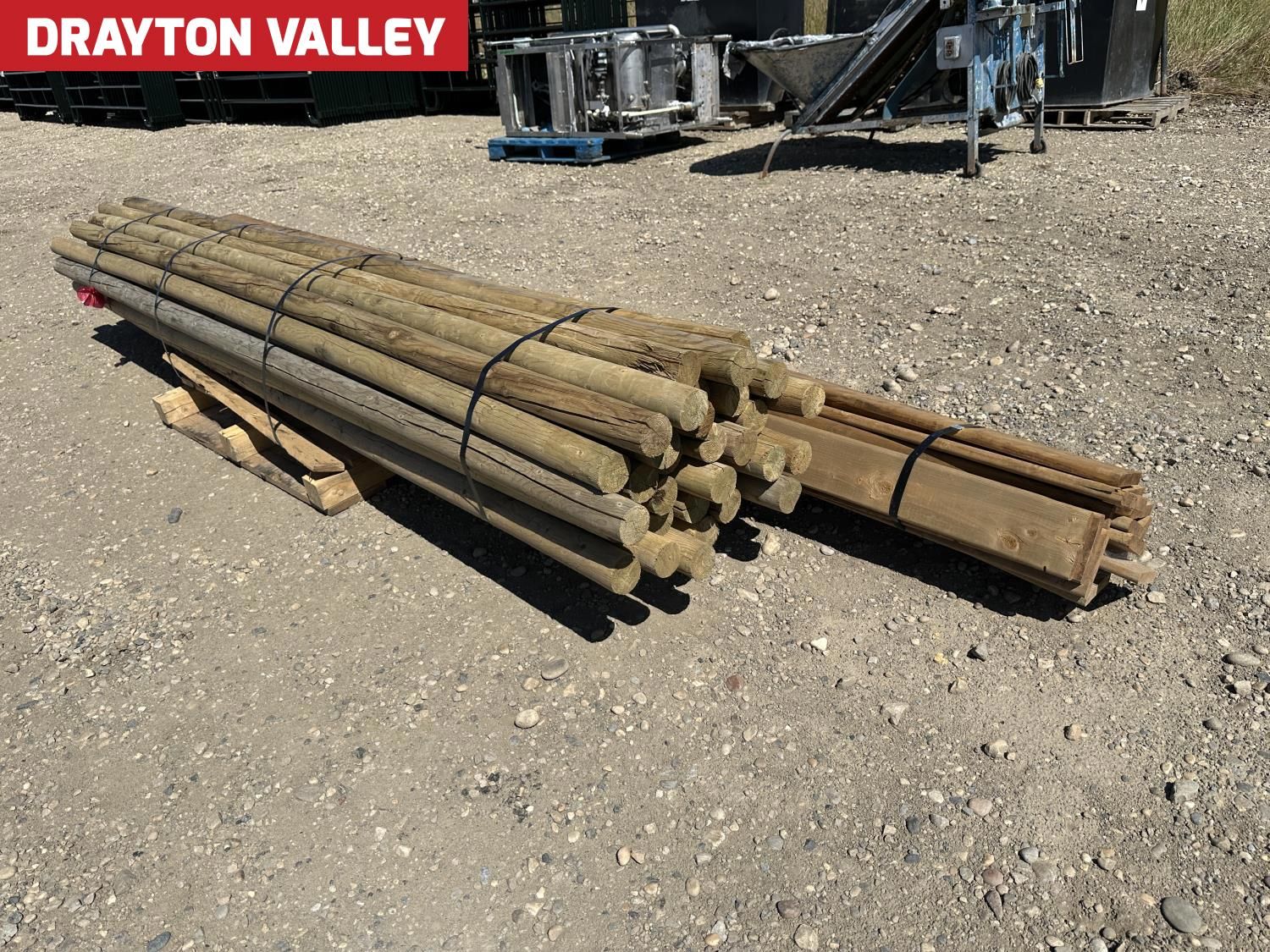 (32±) 3 Inch X 12 Ft Dowel Rails and (13±) 5 Inch X 1 Inch X 16 Ft ...