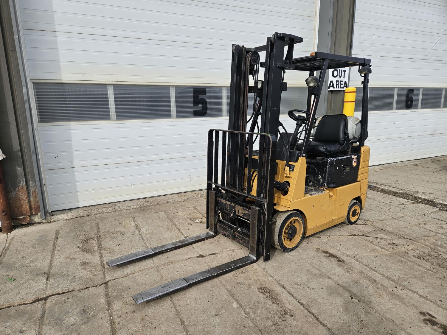 Caterpillar GC15 3000 LB 2WD Forklift [25DG05021-011] | Team Auctions