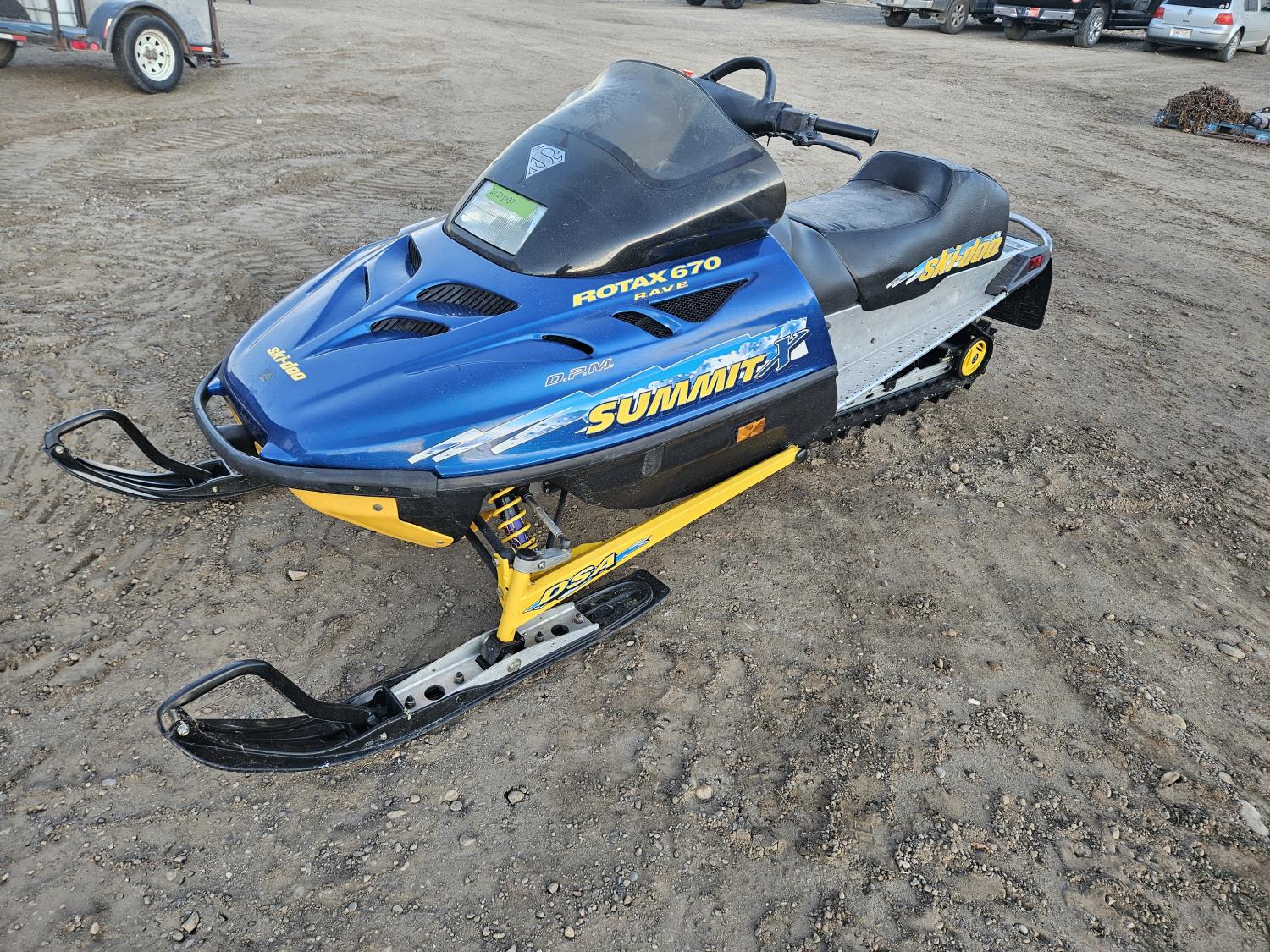 1997 Skidoo Summit-X Snowmobile [24JD37087-001] | Team Auctions