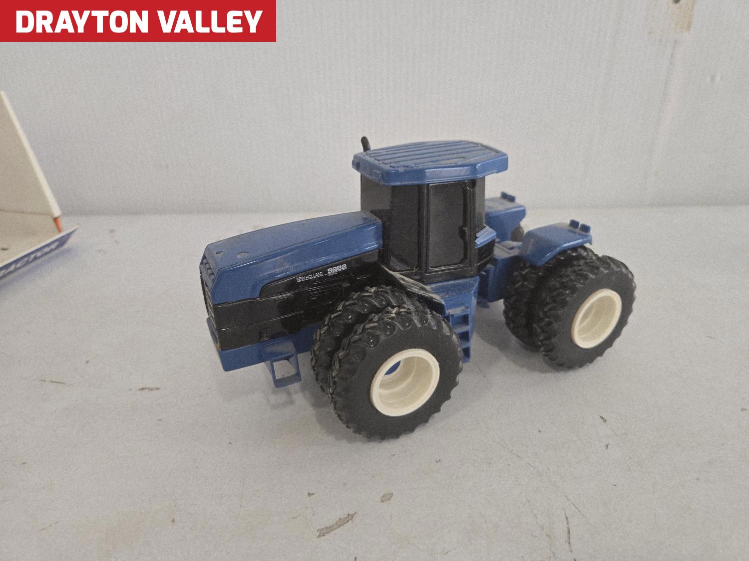 New Holland 9282 4WD Tractor [25IS05001-132] | Team Auctions