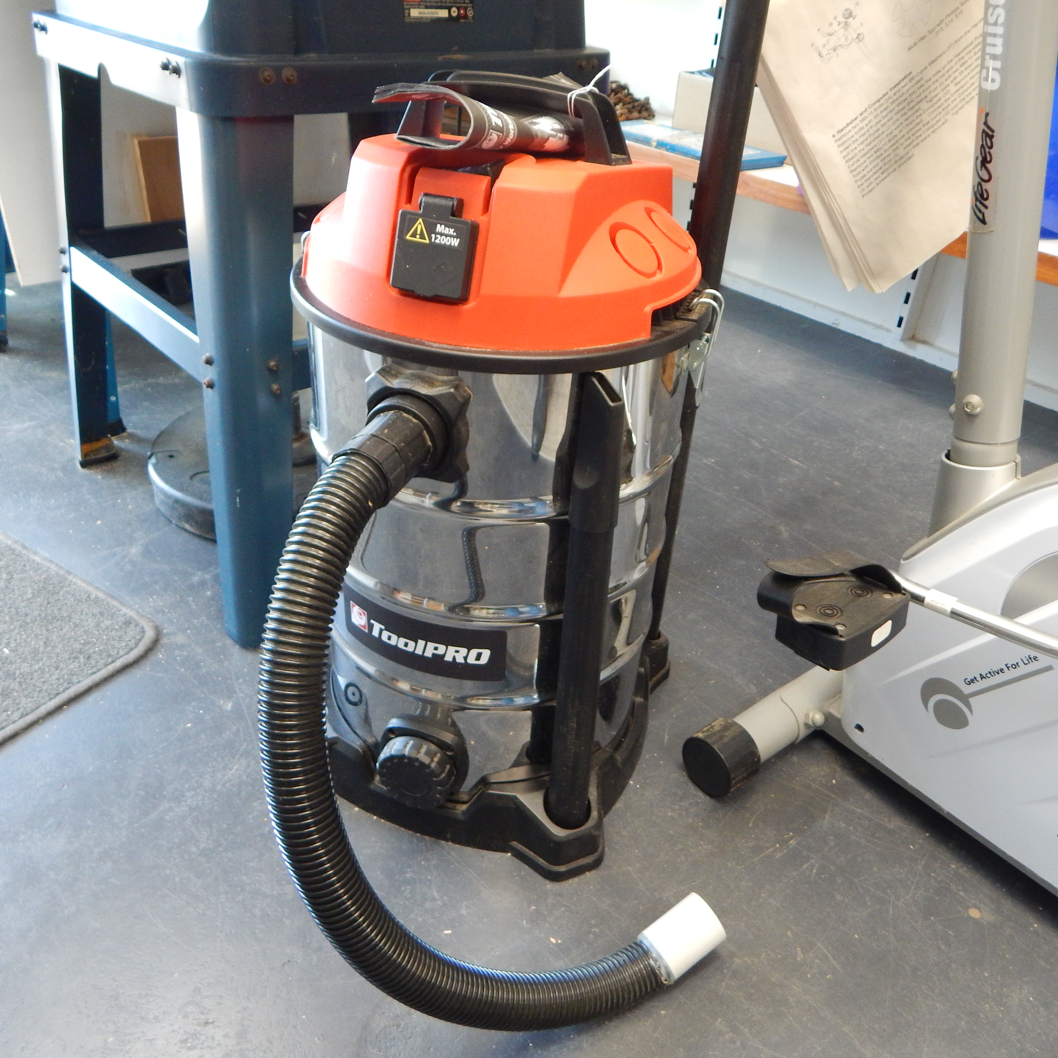 Toolpro 35L WD Workshop Vac cleaner — sold at auction in New Zealand for $40