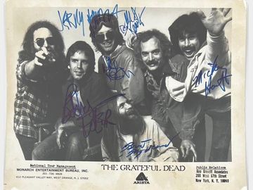Grateful Dead Fully Signed 10" x 8" Promo Photo (6 Sigs) (JSA & REAL Authentication)