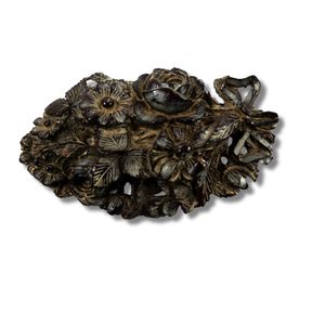 Vintage Floral Brooch in Resin