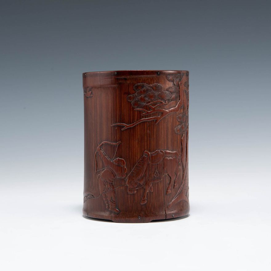 十八世紀或更早   竹雕射雁圖筆筒 A Chinese carved bamboo brush pot, 18th century or earlier