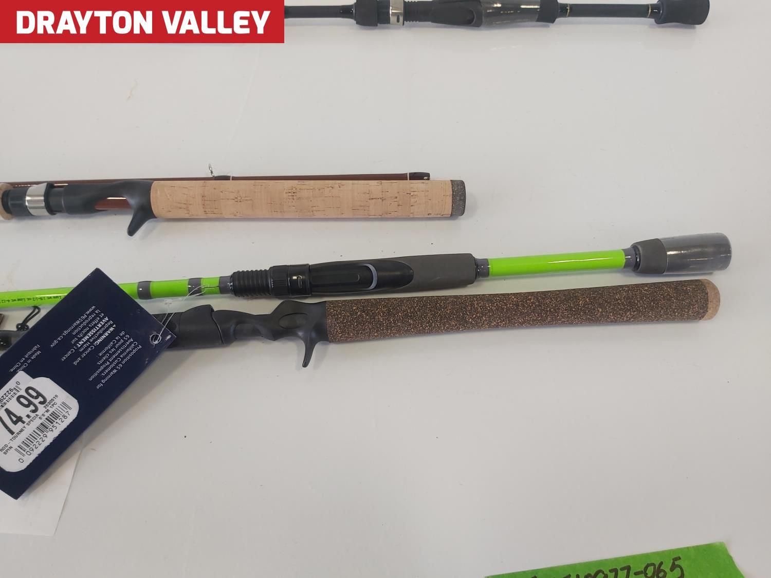 (4) Fishing Rods [25KE10977-065] | Team Auctions