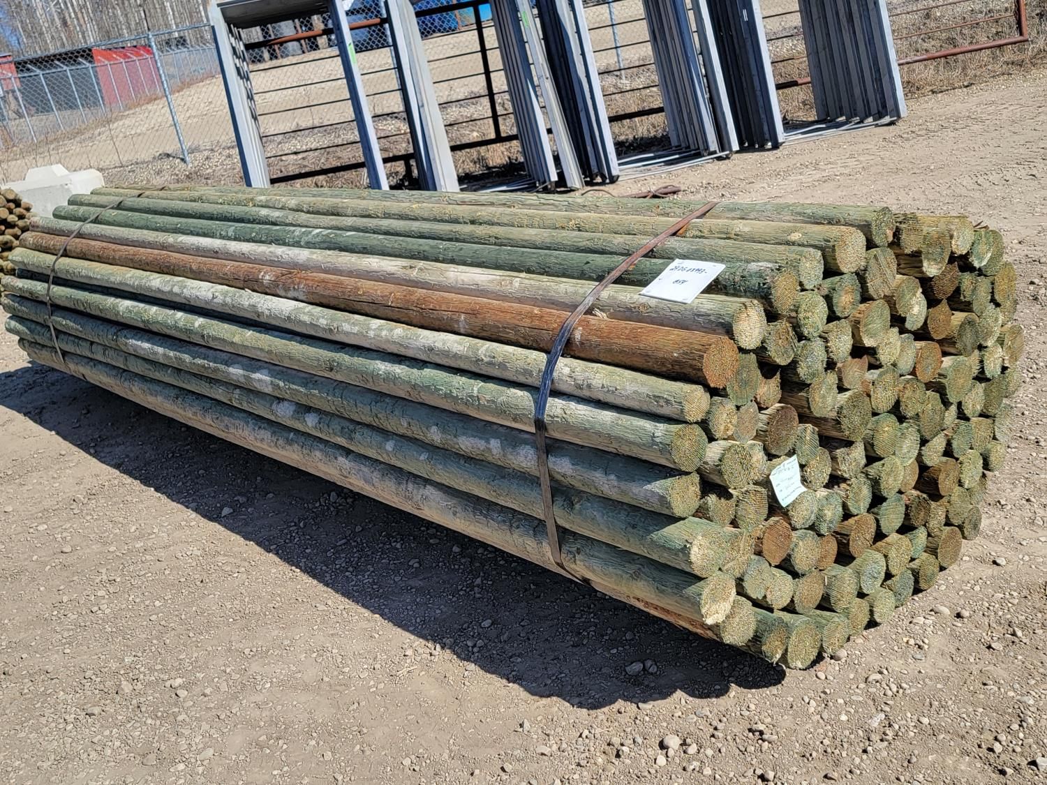 Jump Rails Treated (100) 3-4 Inch X 14 Ft Treated Fence Rails (Unused) [24DG03993-054 ...