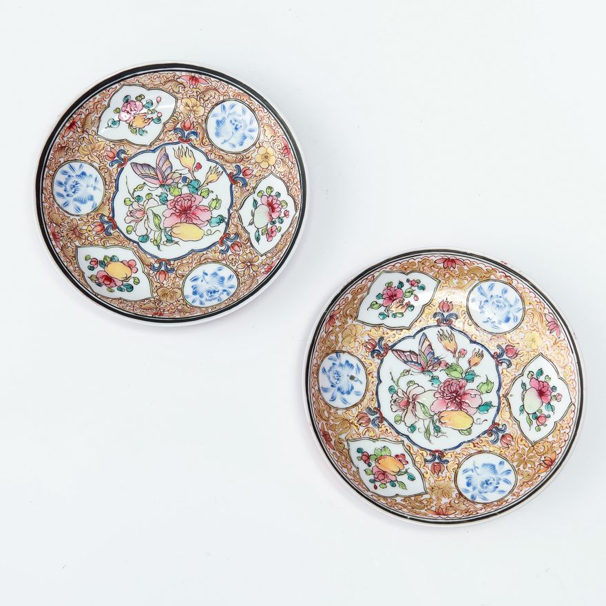 十八世紀   外銷金地琺瑯彩花卉盤一對 A pair of Chinese export falangcai and gilt plates, 18th century