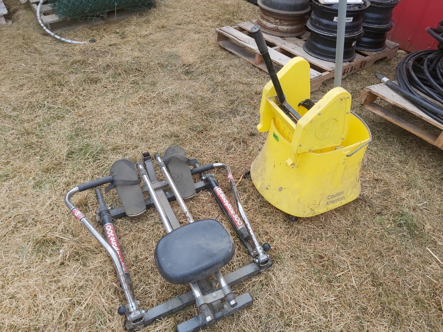 Mop Bucket & Body Tone Rowing Machine [24EJ05001-215] | Team Auctions