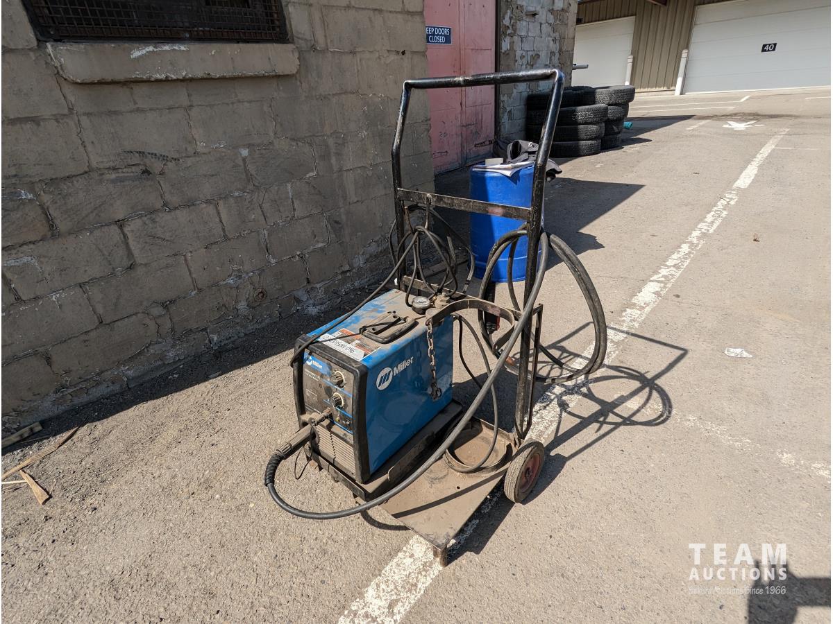 Miller Millermatic 135 Wire Welder & Cart [23ED15001046] Team Auctions