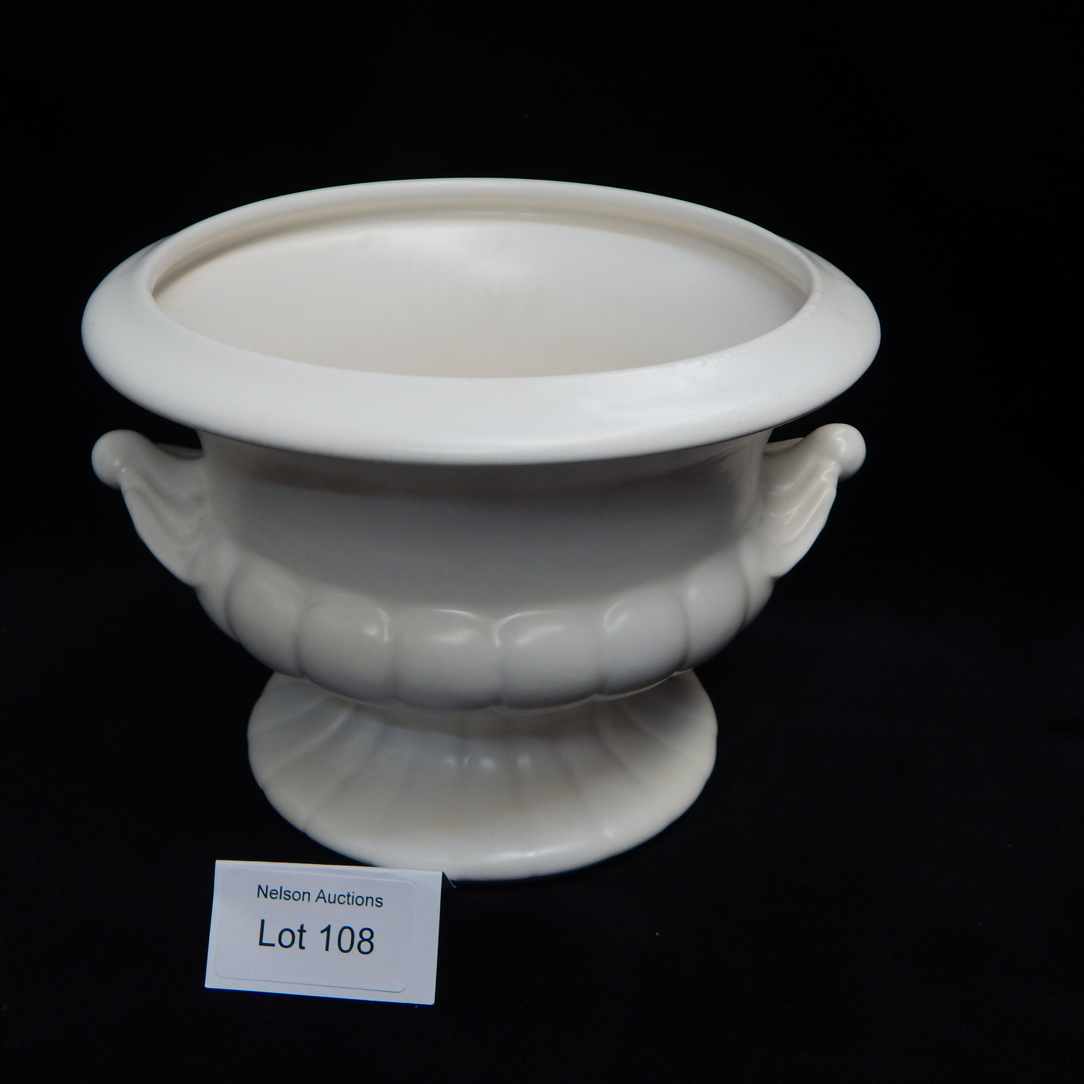 Crown Lynn Urn Vase No 613 — NZ auction result