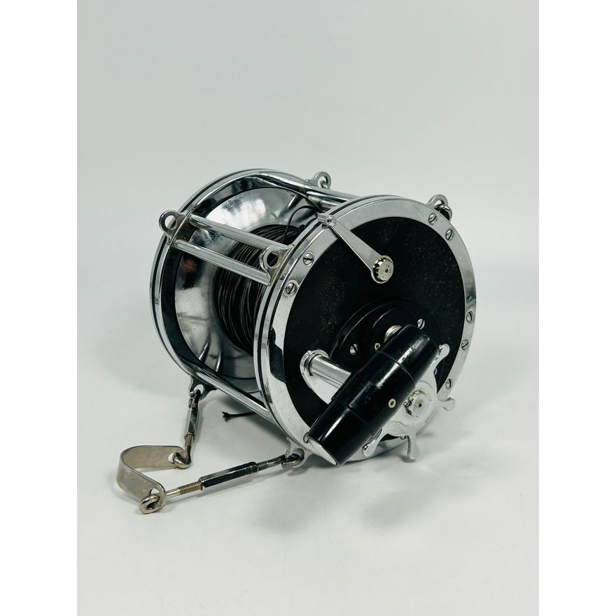 A Rare Collectible 'Jaws Movie'-Type Penn Senator 16/0 Fishing Reel |  Topwells Auction