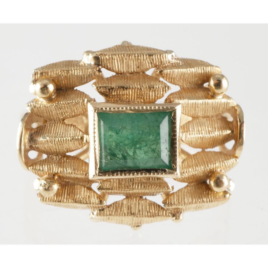Vintage 18K Gold Emerald Ring