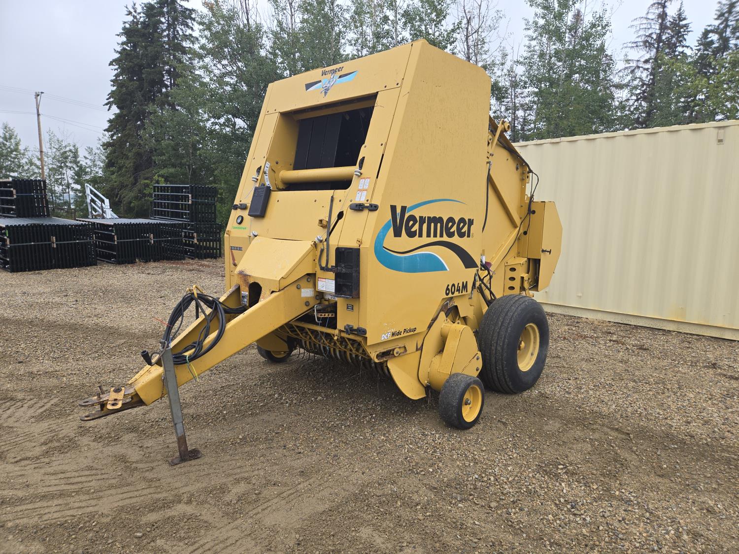 Vermeer 604M Round Baler [24HD05003-004] | Team Auctions